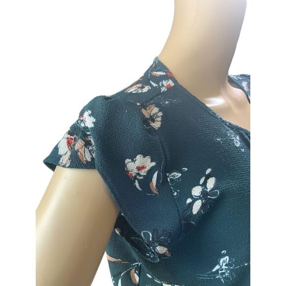 Fun 2 Fun Dark Green Floral Scoop Neck Polyester Womens Blouse Size Medium - Picture 4 of 13